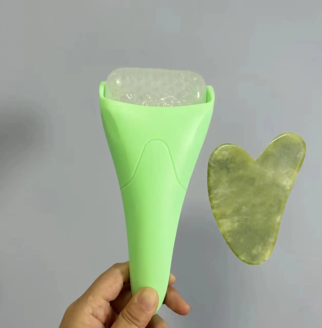 Ice Roller Massager Facial Ice Head Roller Massage Green And Scrapping Plate