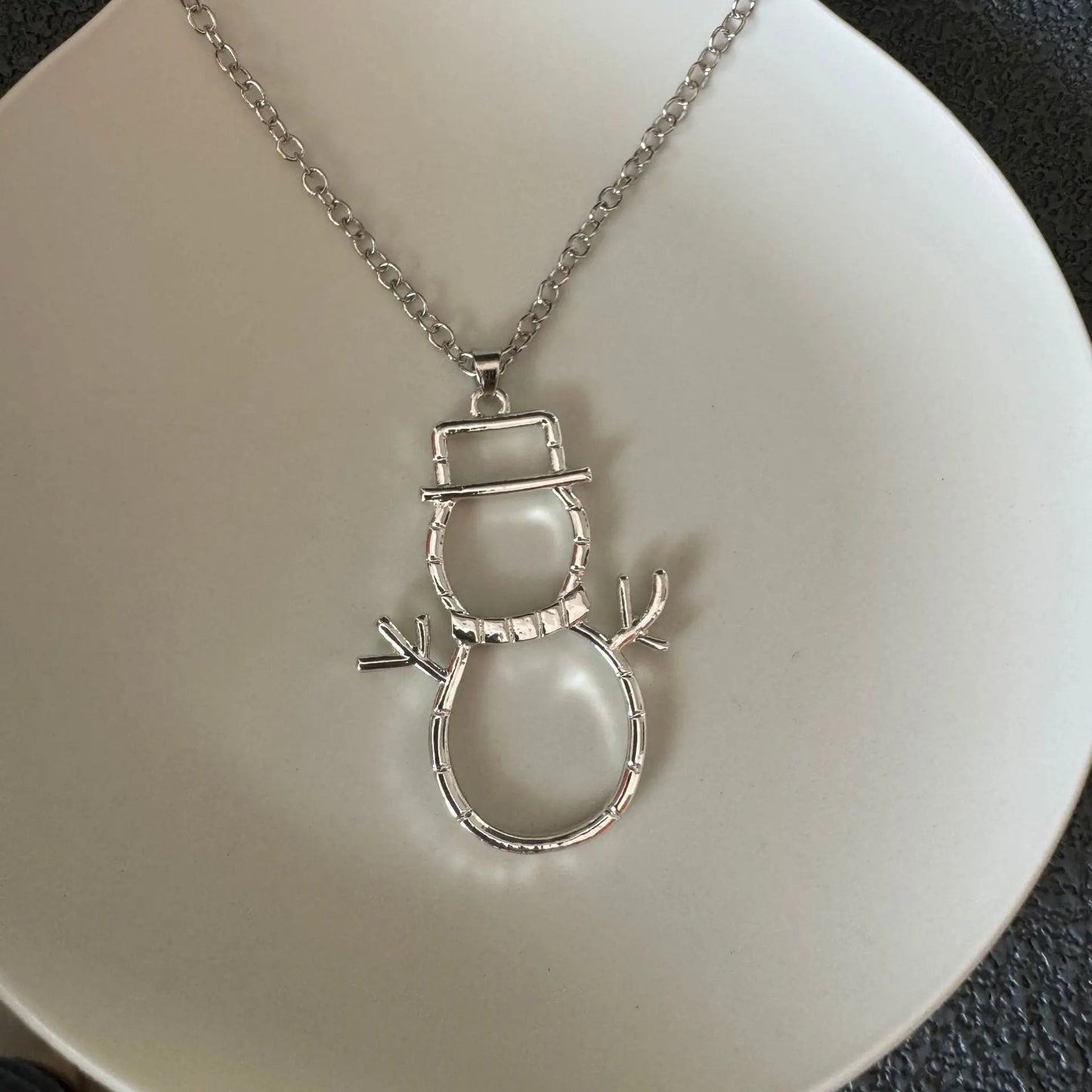 Personalized Snowman Earrings And Pendant Fashion Simple Christmas Hollow Necklace For Women Jewelry Snowman Necklace