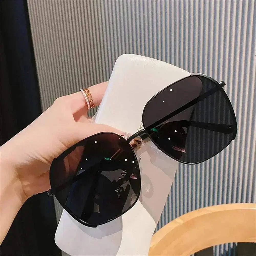 Oversized Polarized Fashion Sunglasses - UV400 Outdoor Sports Shades Black